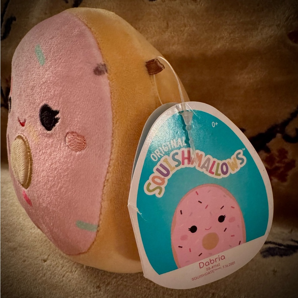 Squishmallows Dabria Donut 5’’ AND Sinclair Avocado Toast 5’’